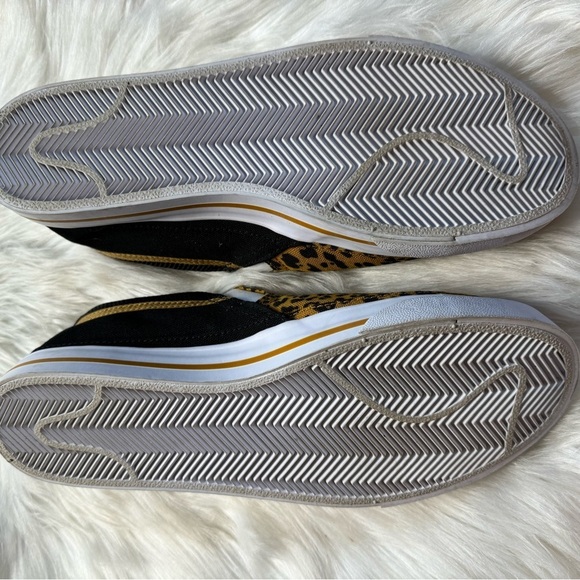 Nike Court Legacy Slip On Women's Shoes Sneakers - Picture 3 of 8